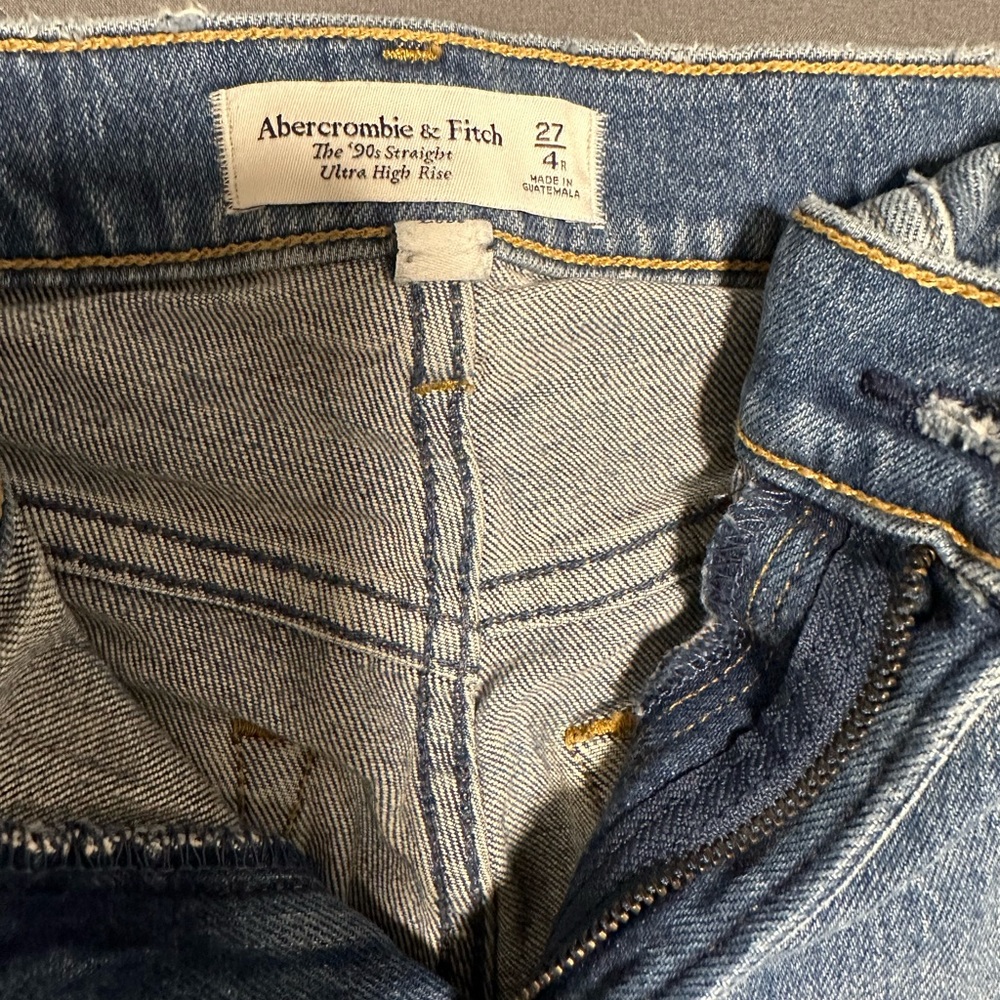 Abercrombie & Fitch curve love 90s straight jean, size 27 - Picture 2 of 9